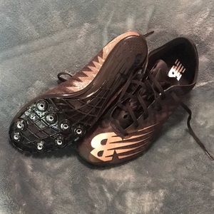 NWOT New Balance #SilentHunter track shoes